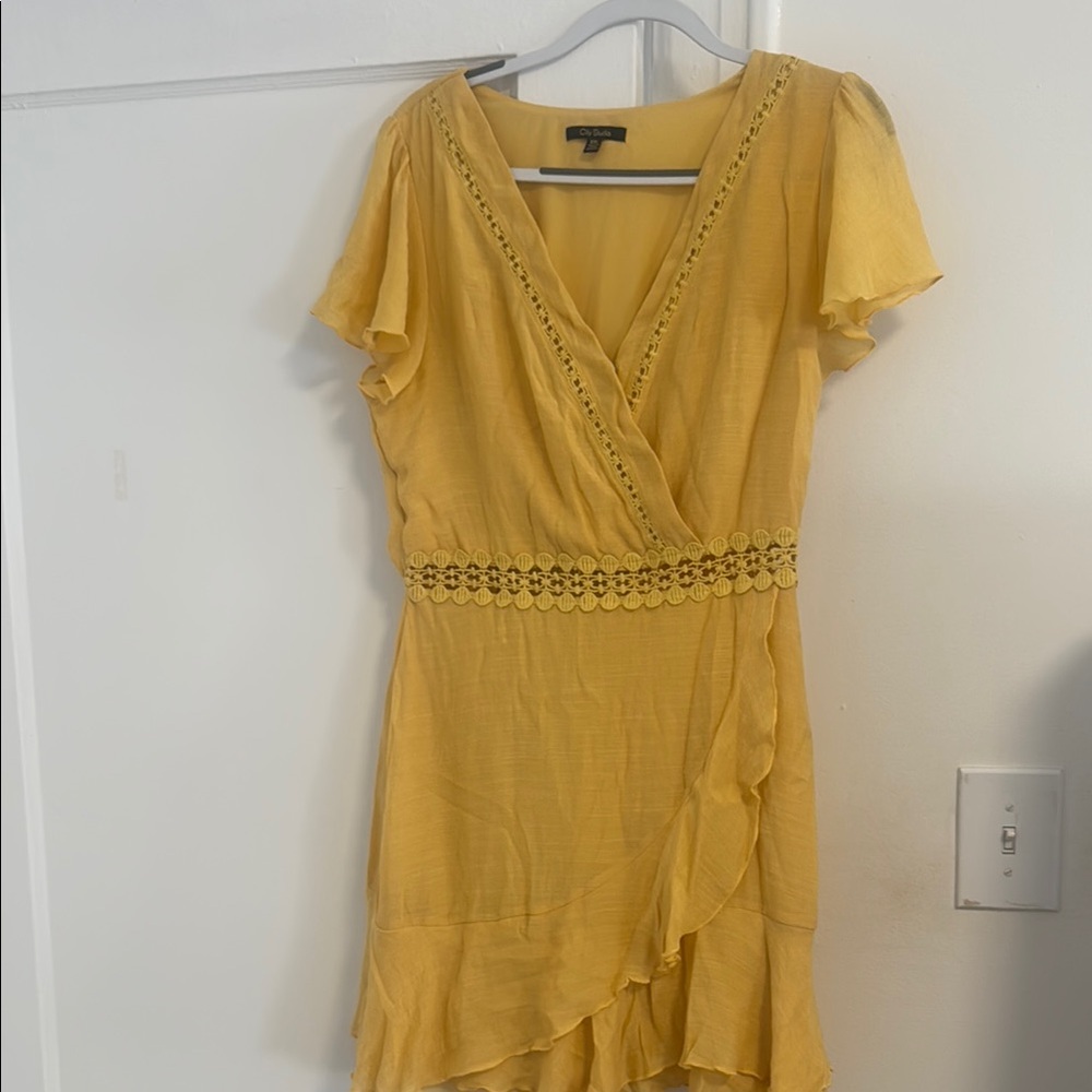 Yellow V-Neck Mini Dress with Ruffled Bottom